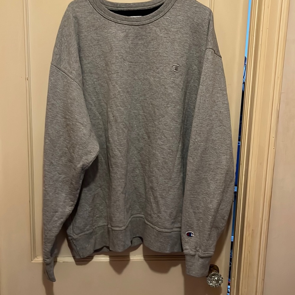 Gently loved men grey long sleeve Champion sweatshirt size 2XL smoke free